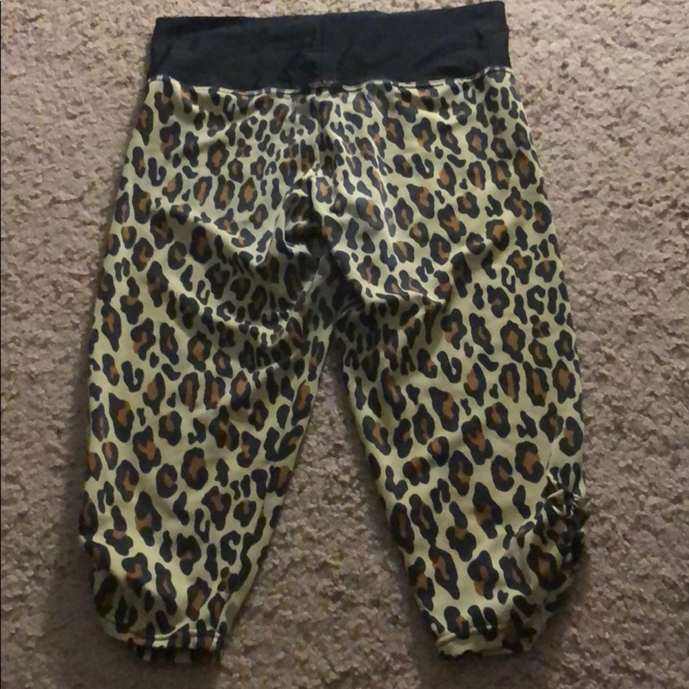 Leopard Print Yoga Capris
